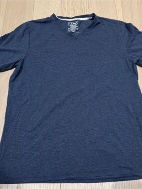 L.L.Bean Men's Navy V-Neck Shirt